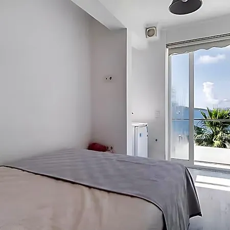 Seafront House * Bitez