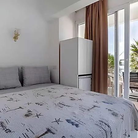 Seafront House * Bitez