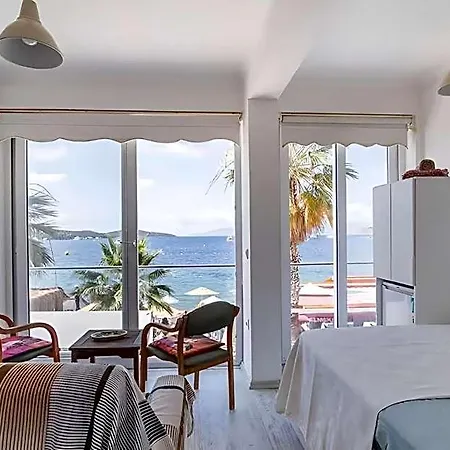 Otel Seafront House Bitez